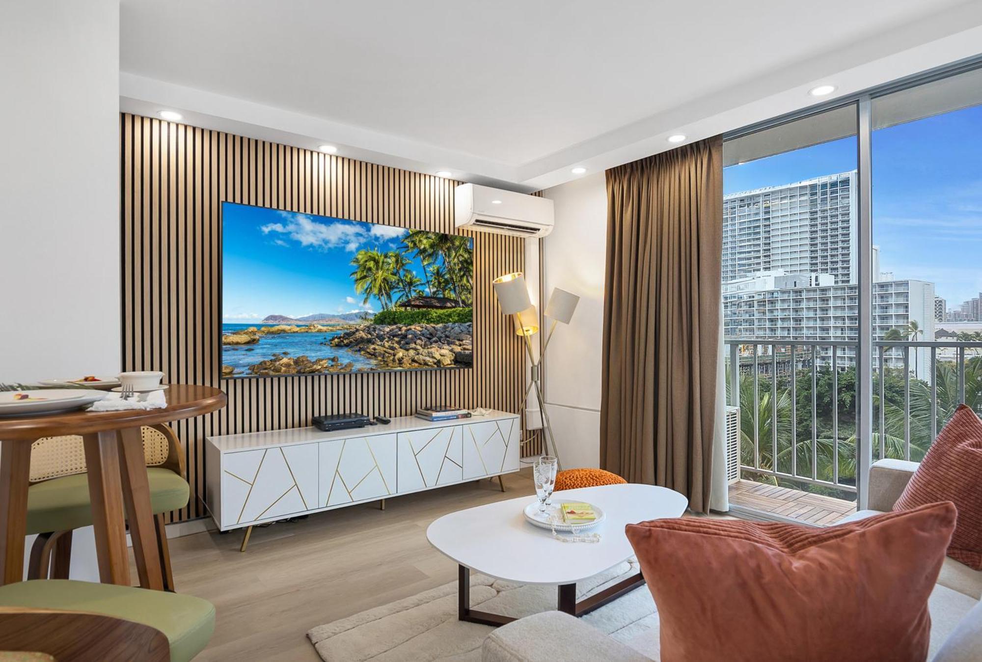 Steps To Waikiki Beach! Newly Renovated With 75" Tv 檀香山 外观 照片