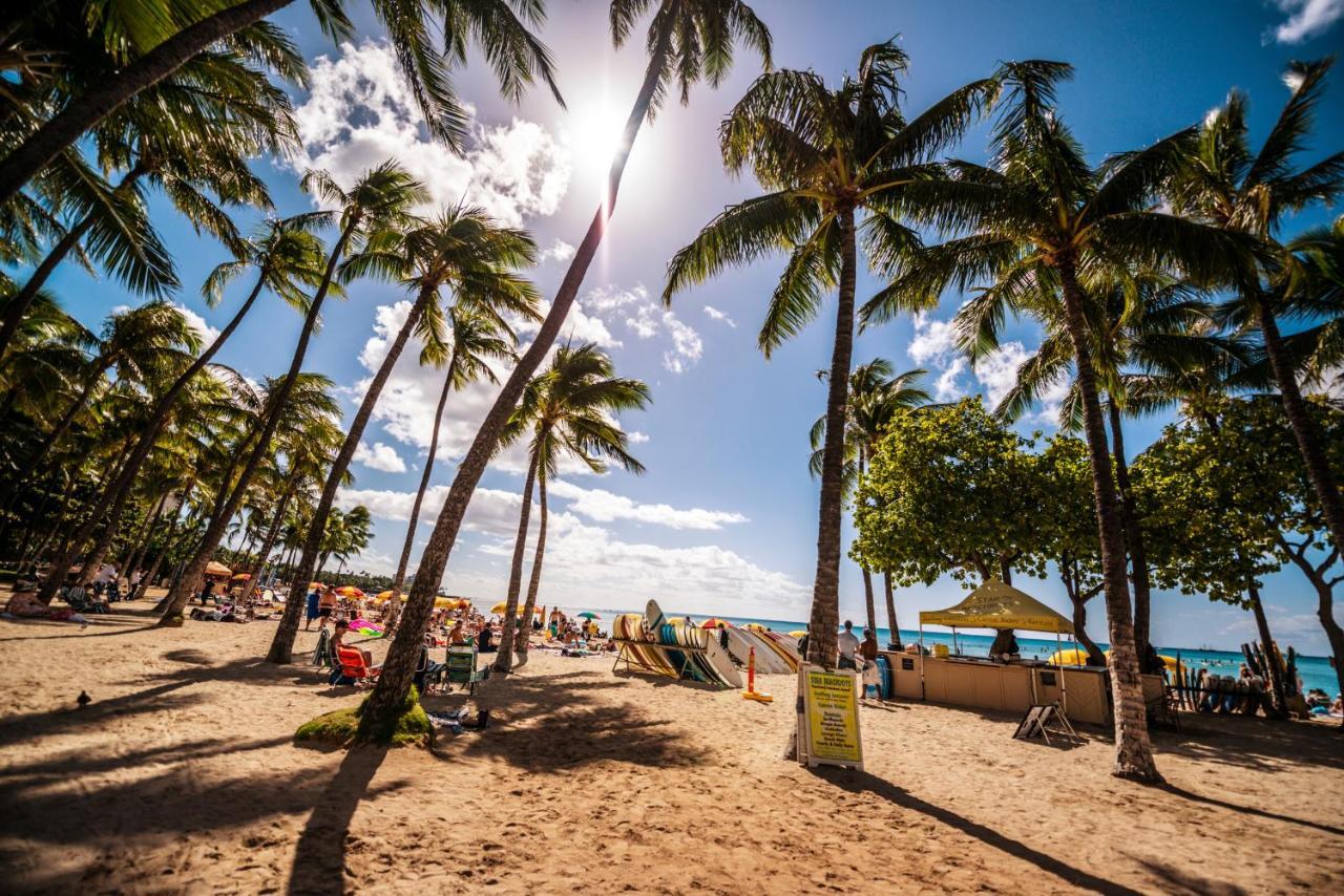 Steps To Waikiki Beach! Newly Renovated With 75" Tv 檀香山 外观 照片